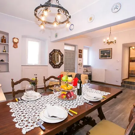 بيت للعطل Sleeps 7 ميزّيجرا