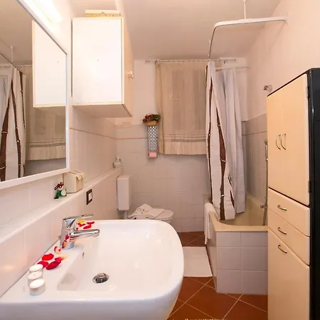 بيت للعطل Sleeps 7